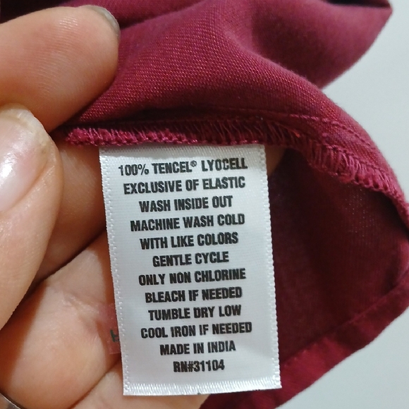 Crown & Ivy Rich Cranberry Red Blouse Sz 1x Long Sleeve New With Tag - Picture 6 of 9